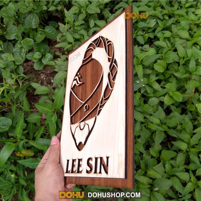 Tranh Treo Tường Bằng Gỗ Handmade DOHU015: Lee Sin - Thiết Kế Đơn Giản, Độc Đáo, Sang Trọng
