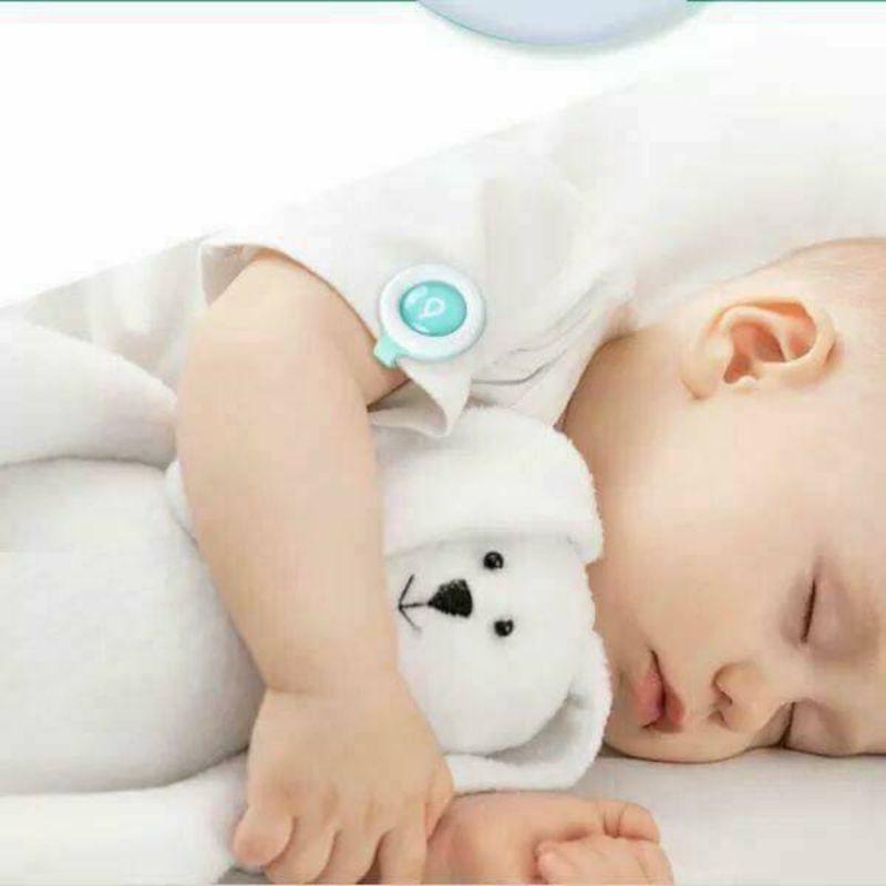 Set 30 huy hiệu kẹp đuổi muỗi , có hương thơm