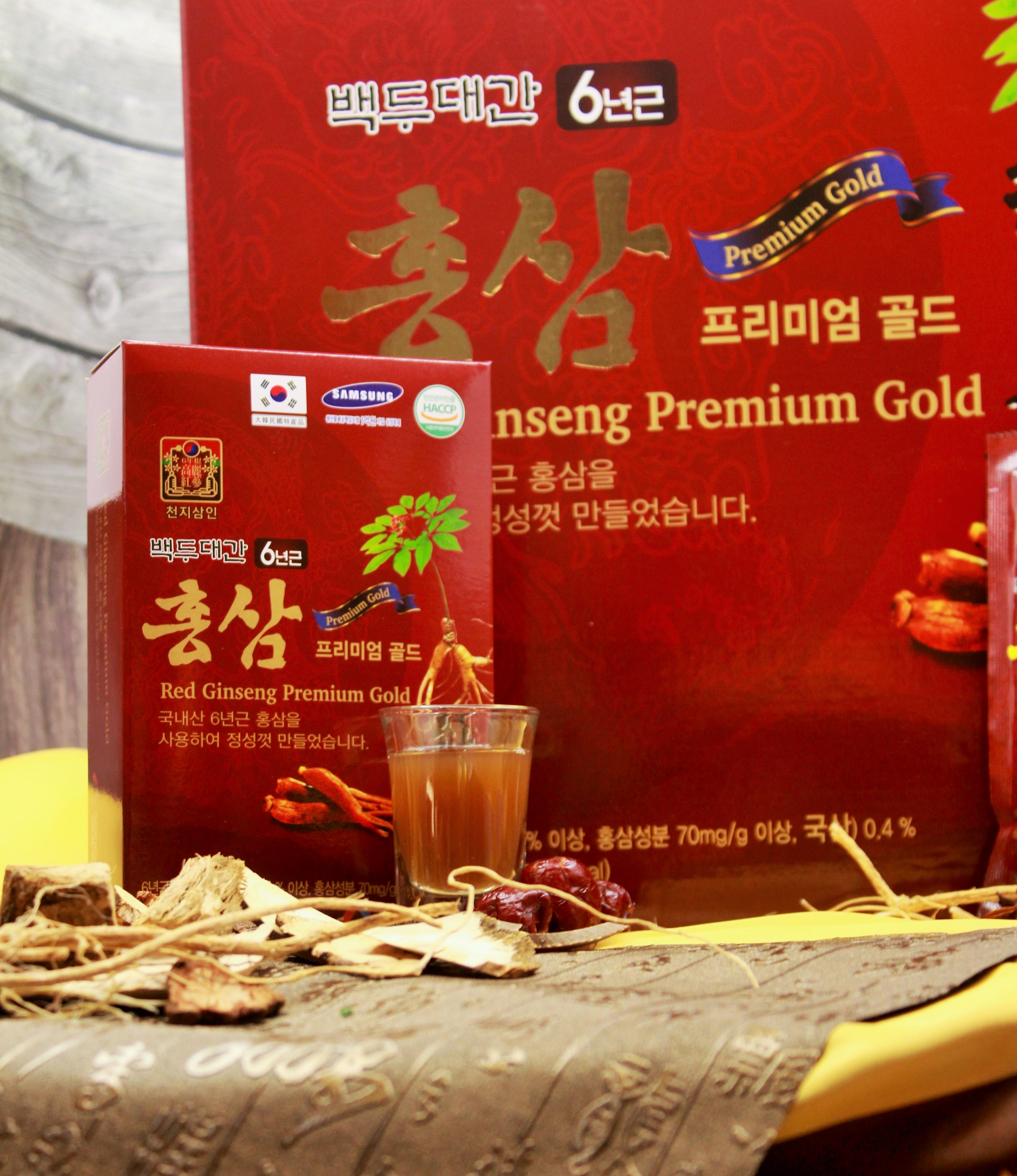 Nước Hồng Sâm Vàng Cao Cấp 6 Năm Tuổi  - Thùng 6 hộp, Hộp 5 gói – Sản phẩm bổ dưỡng tự nhiên, tăng cường hệ miễn dịch cho cơ thể khỏe mạnh