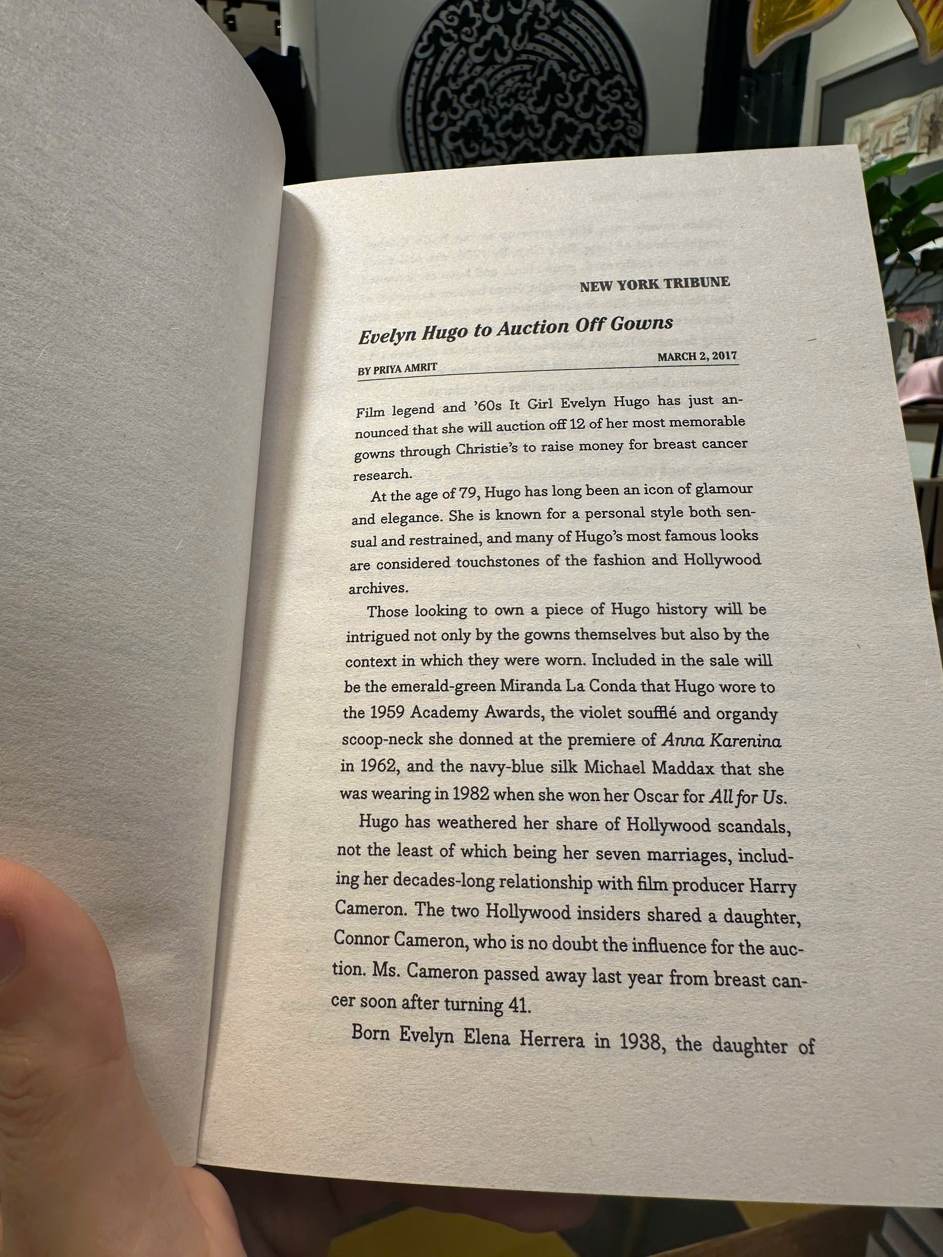 Sách - The Seven Husbands of Evelyn Hugo by Taylor Jenkins Reid | BookTok / Ngoại văn Nhập khẩu UK