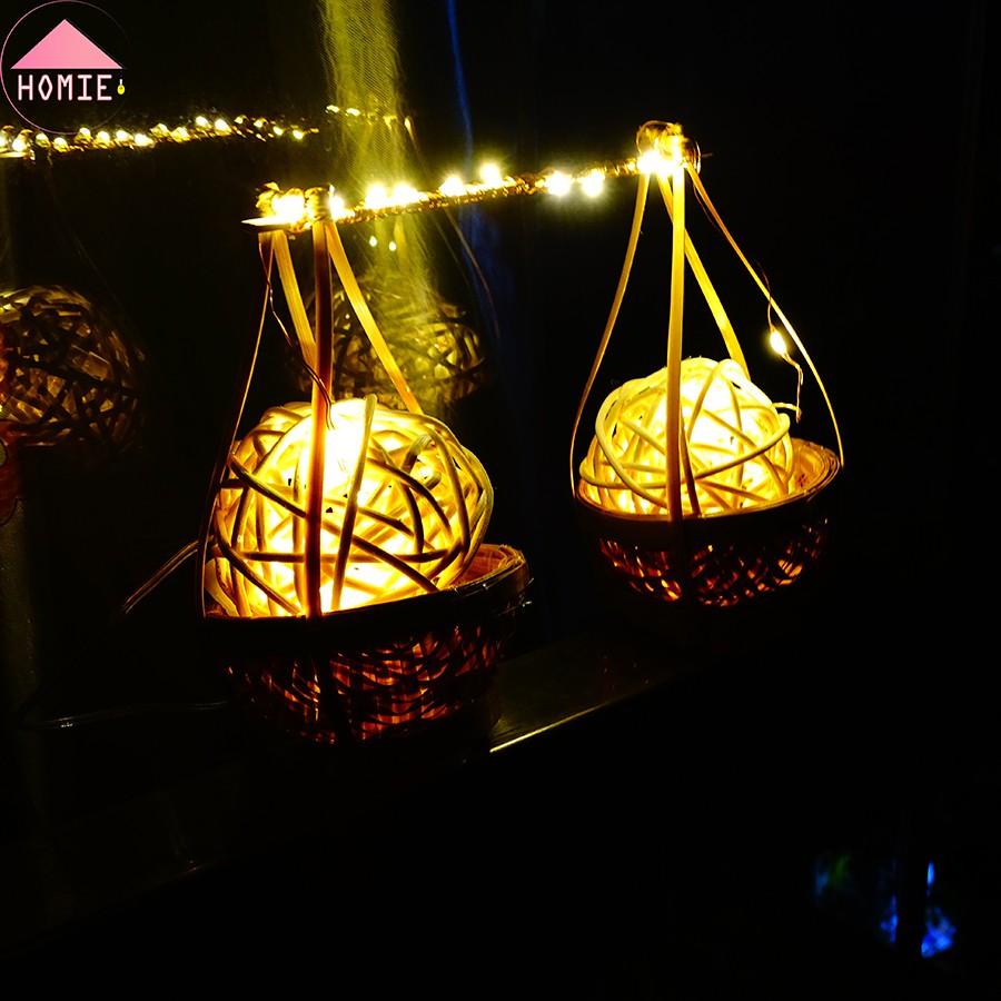 Đèn mây tre dạng quang gánh trang trí độc đáo