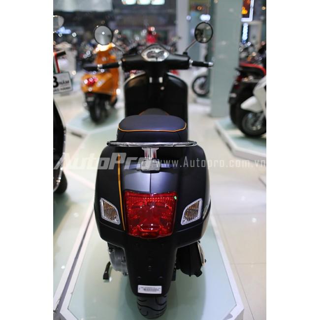 Bộ decal tem xe Vespa GTS phiên bản đặc biệt Special Edition