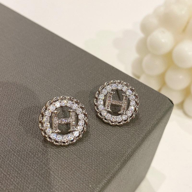 Khuyên tai bông tai nữ trong chữ H dự tiệc đẹp Ring House
