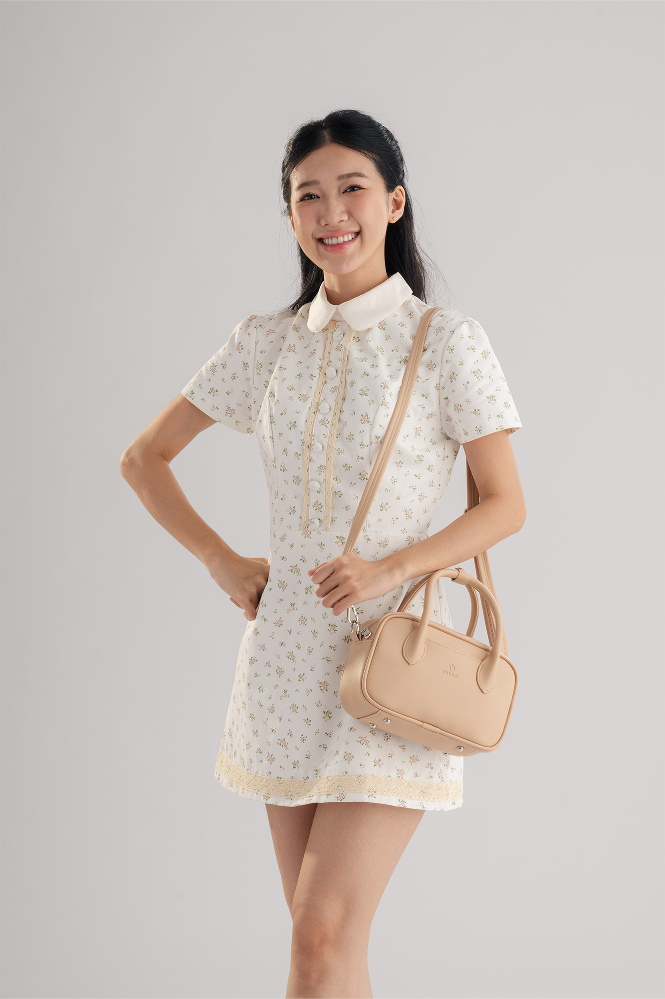 Túi Yuumy ( Thời trang nữ cá tính size 23 - Túi đeo chéo da Seasand YN247 )