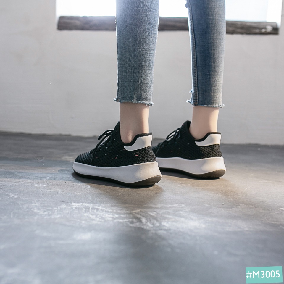 Giày Thể Thao Sneaker Nữ Siêu Nhẹ MINSU M3005, Giày Y350 Hàn Quốc Nữ Với 4 Màu Nhẹ Nhàng Tối Giản Tinh Tế Khi Đi Chơi Cao 4cm Kích thước 35-40 [HÀNG CHÍNH HÃNG]