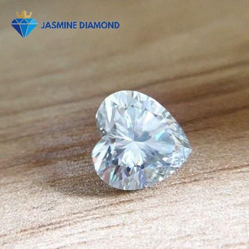 Kim cương nhân tạo Mỹ Moissanite giác cắt Heart