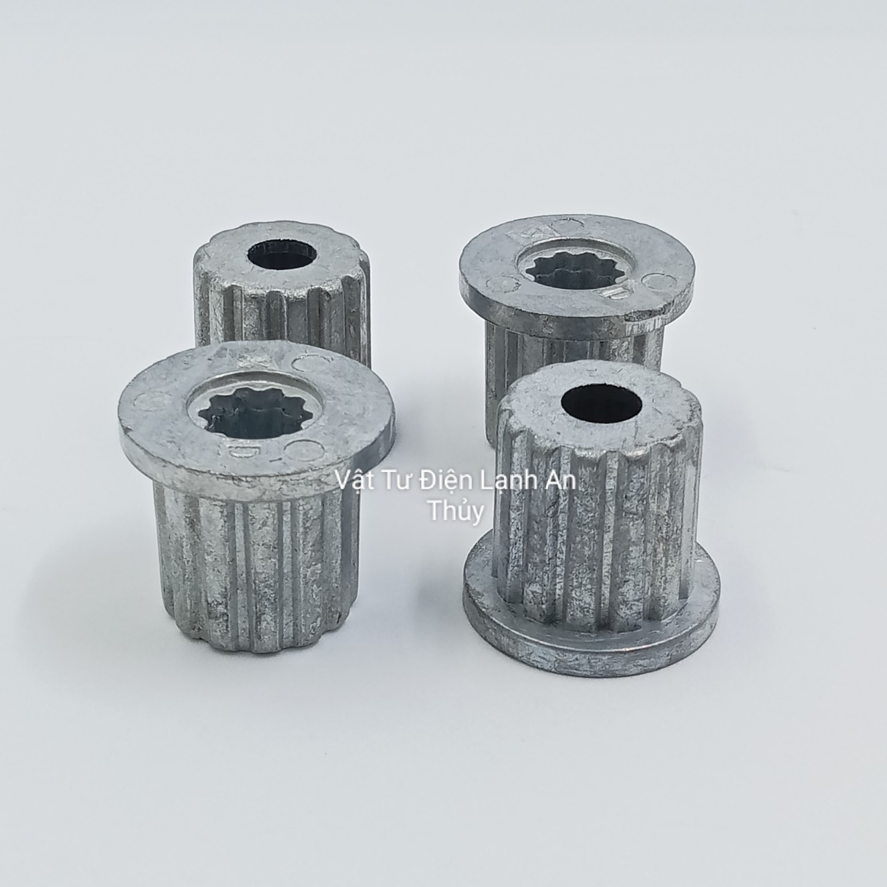 Ốc côn máy giặt cho LG nhỏ 10 răng trong 13 răng ngoài - Ốc mâm máy giặt LG - Ốc côn đóng mâm máy giặt
