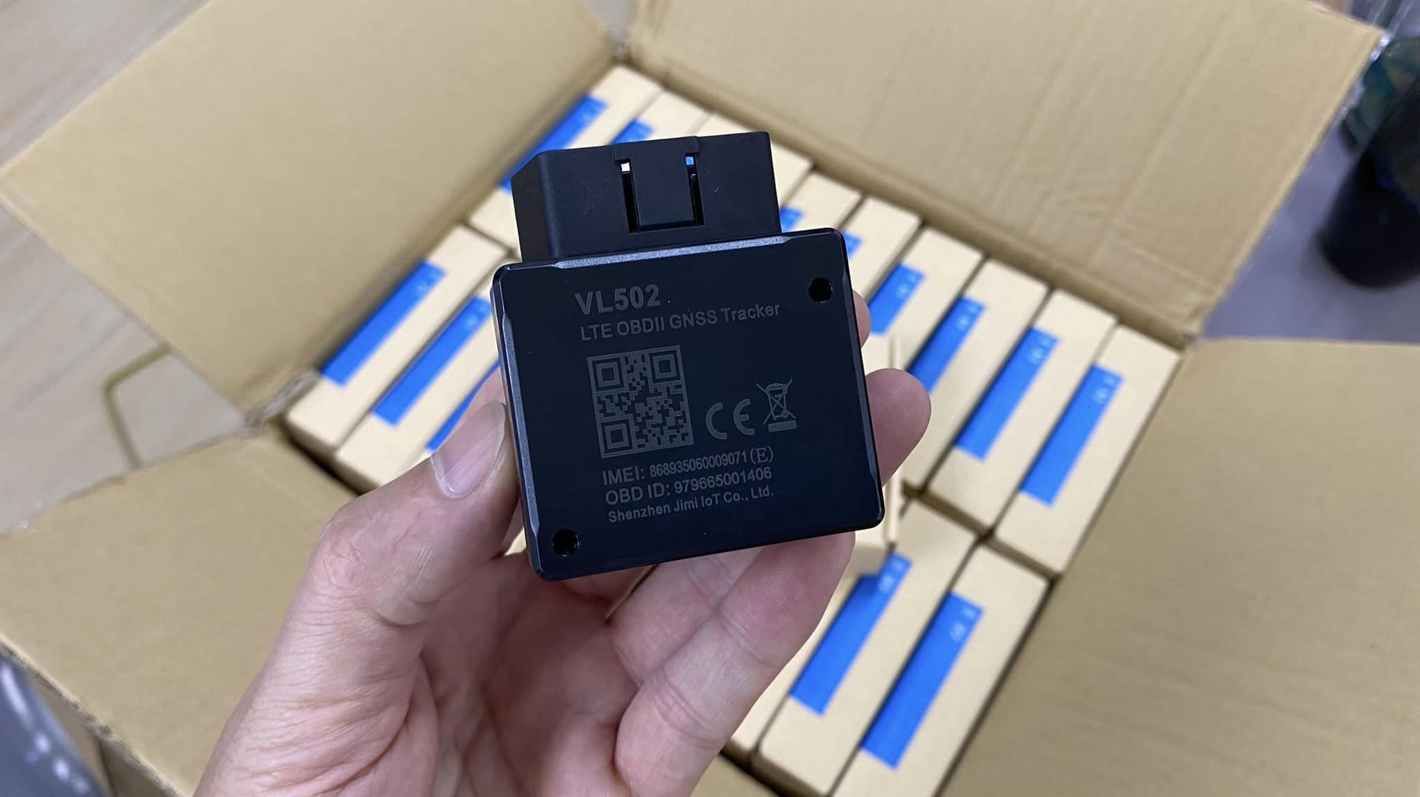 Định Vị Ô tô VL502 Cắm Cổng OBD-II Chip 4G - Cắm là chạy
