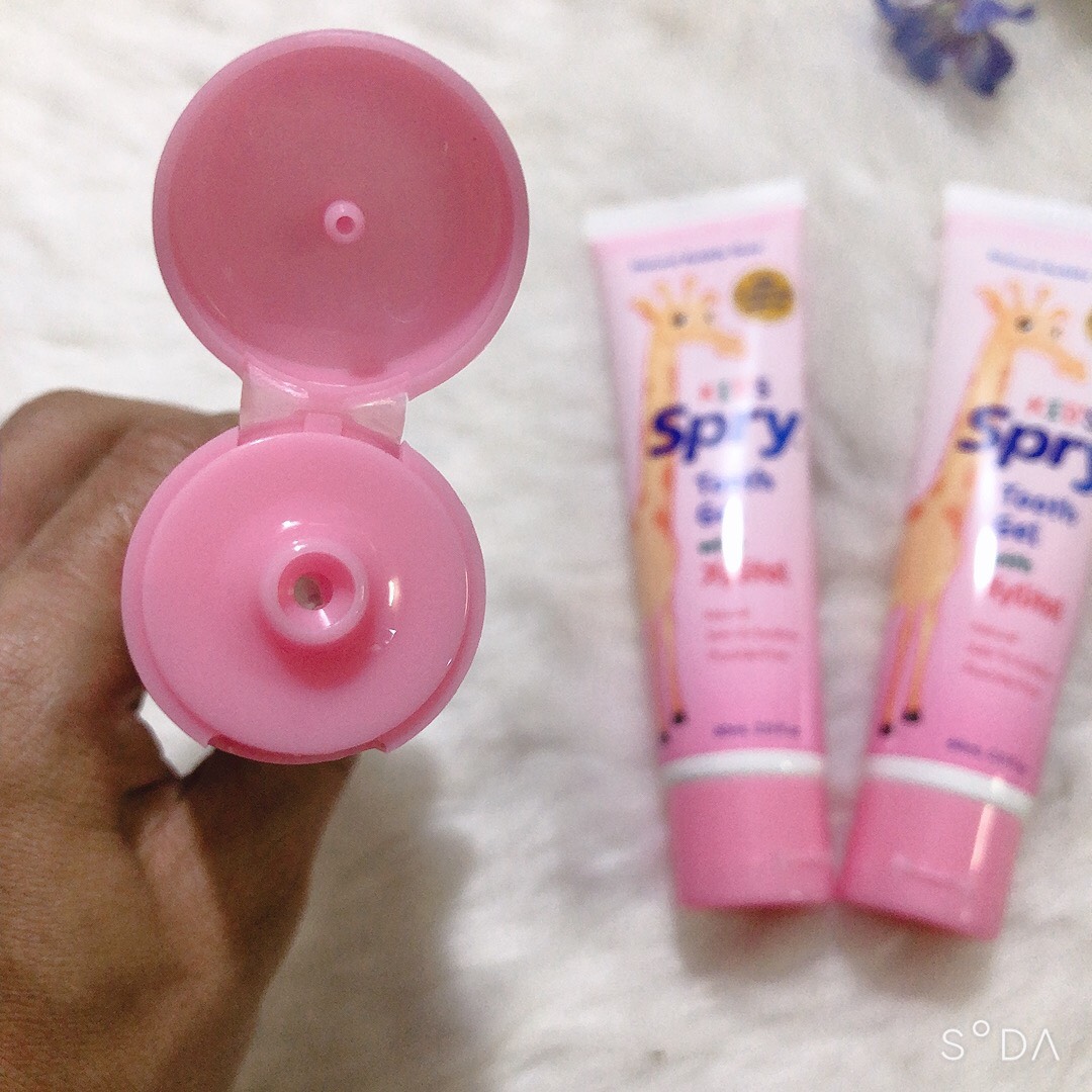 Kem đánh răng trẻ em Kid's Spry 60ml - Mỹ (vị Bubble Gum)