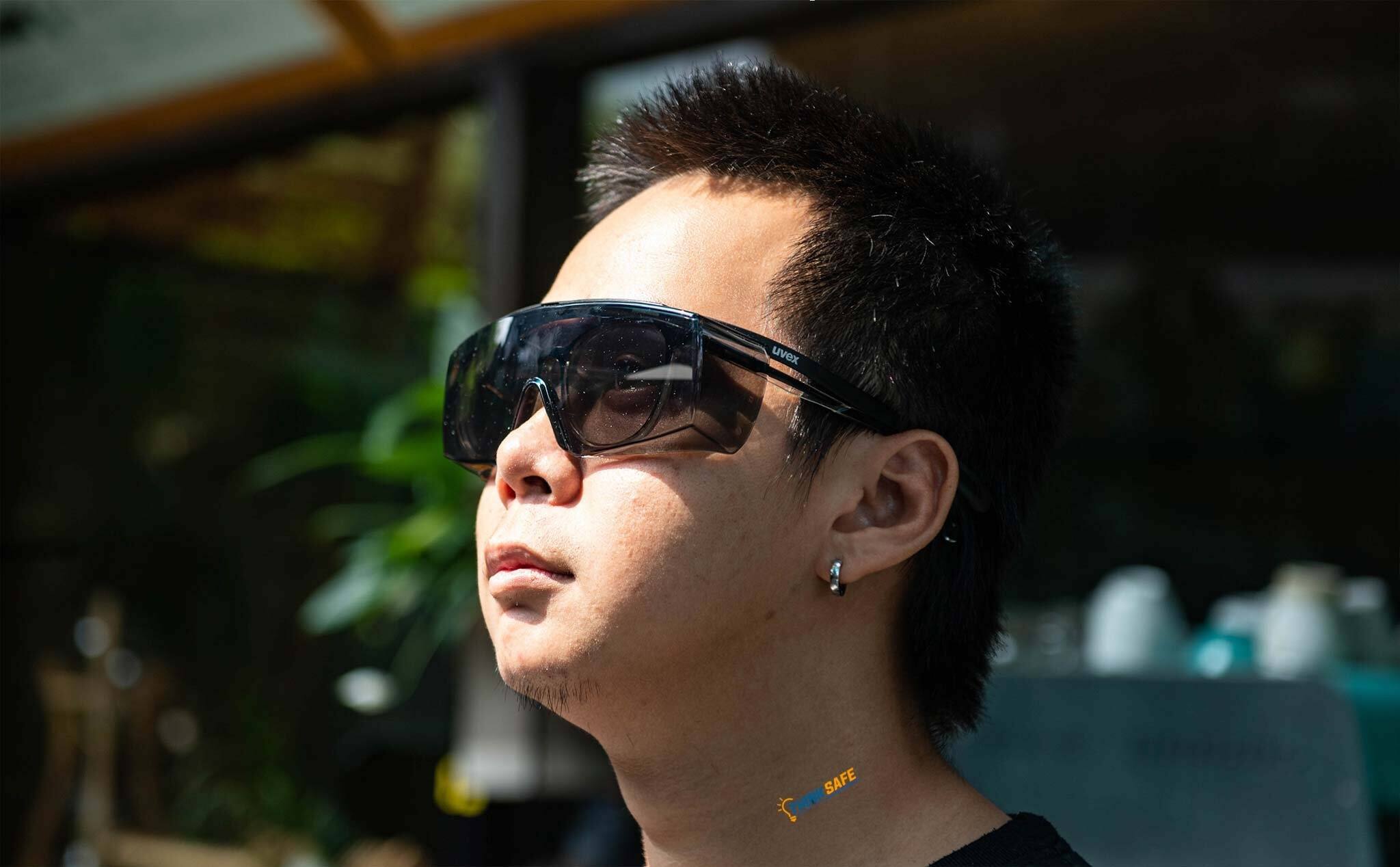 Kính bảo hộ Uvex Super OTG kính chống bụi có thể đeo cùng kính cận, chống hơi nước, ngăn chặn tia UV , mã 9169081