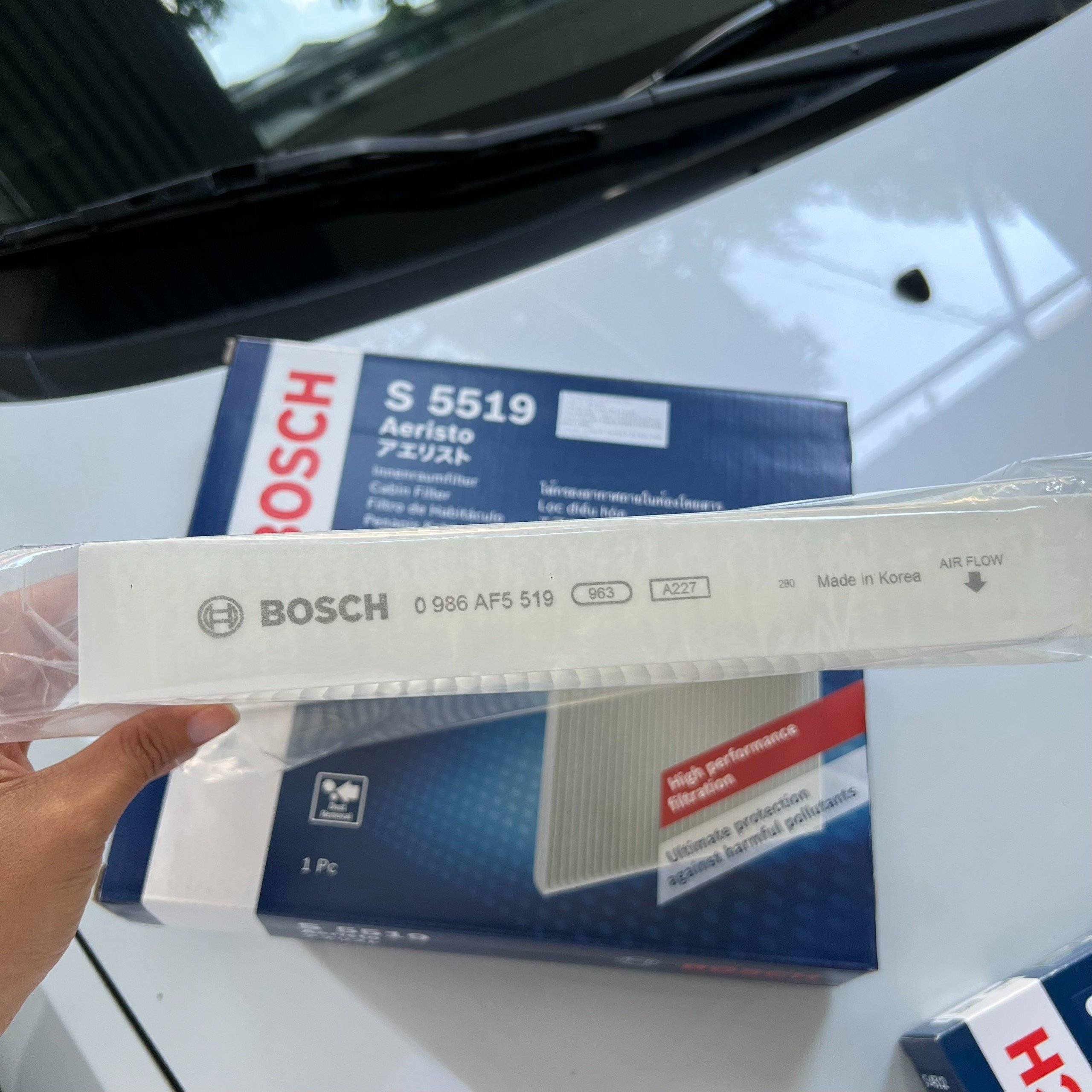 Lọc Gió Điều Hòa Tiêu Chuẩn BOSCH Aeristo S5519 Dành Cho Xe Chervolet Aveo , Colorado , Cruze