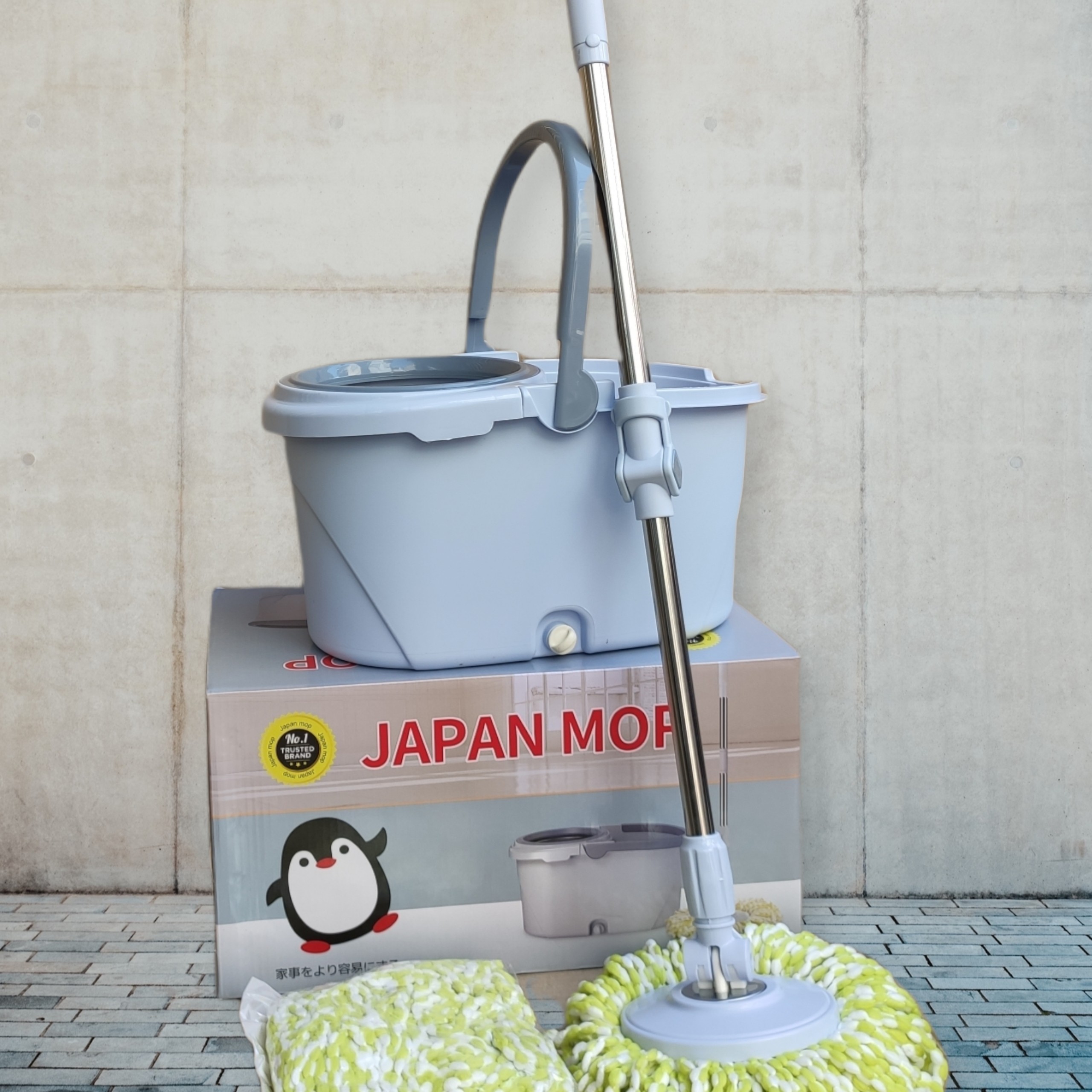 Bộ lau nhà siêu bền 360 chim cánh cụt JAPAN Mop hàng xuất nhật (tặng gạt nước silicon )