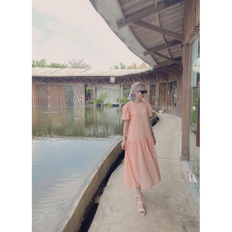 - Đầm ren đuôi cá form rộng suông dài tay phồng