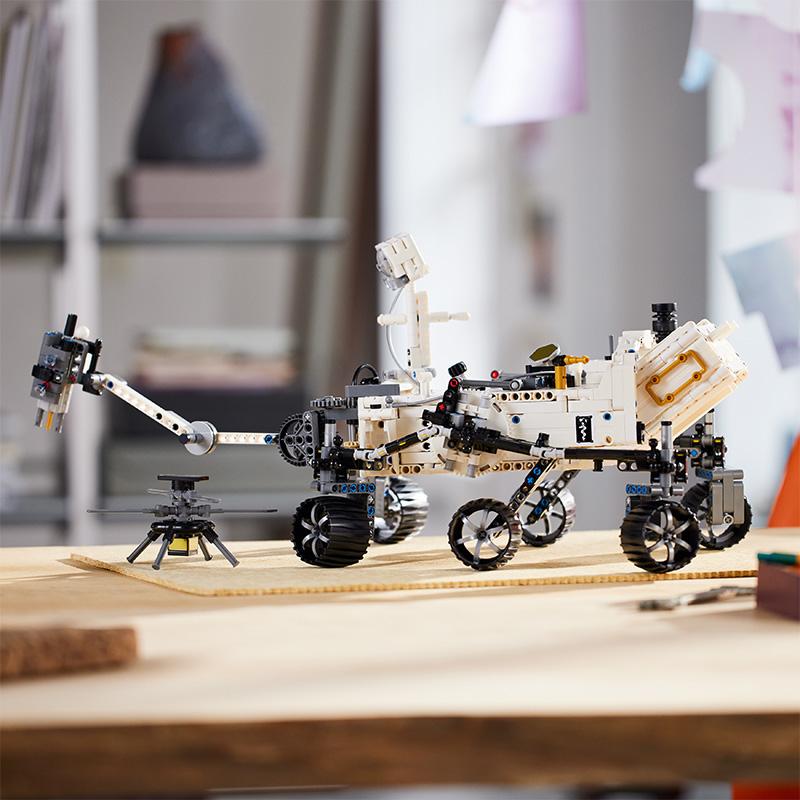 Hình ảnh Đồ Chơi Lắp Ráp Xe  Nasa Khám Phá Sao Hỏa Lego Technic 42158 (1132 chi tiết)