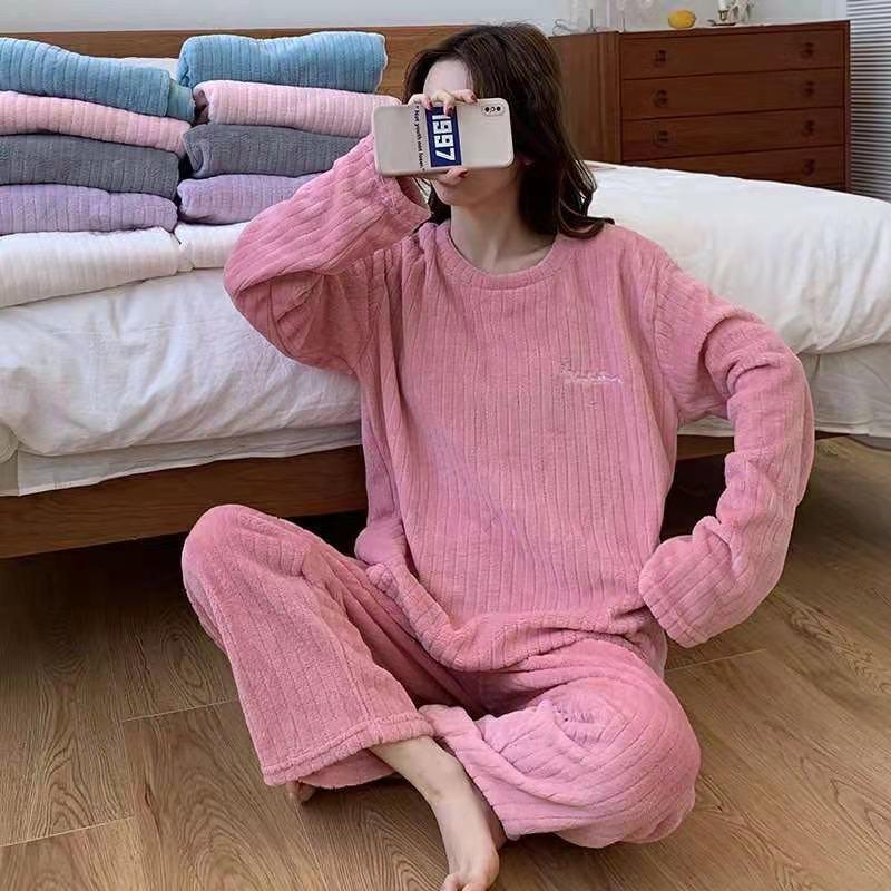 MS400 Bộ mặc nhà lông siêu ấm kẻ sọc thêu chữ