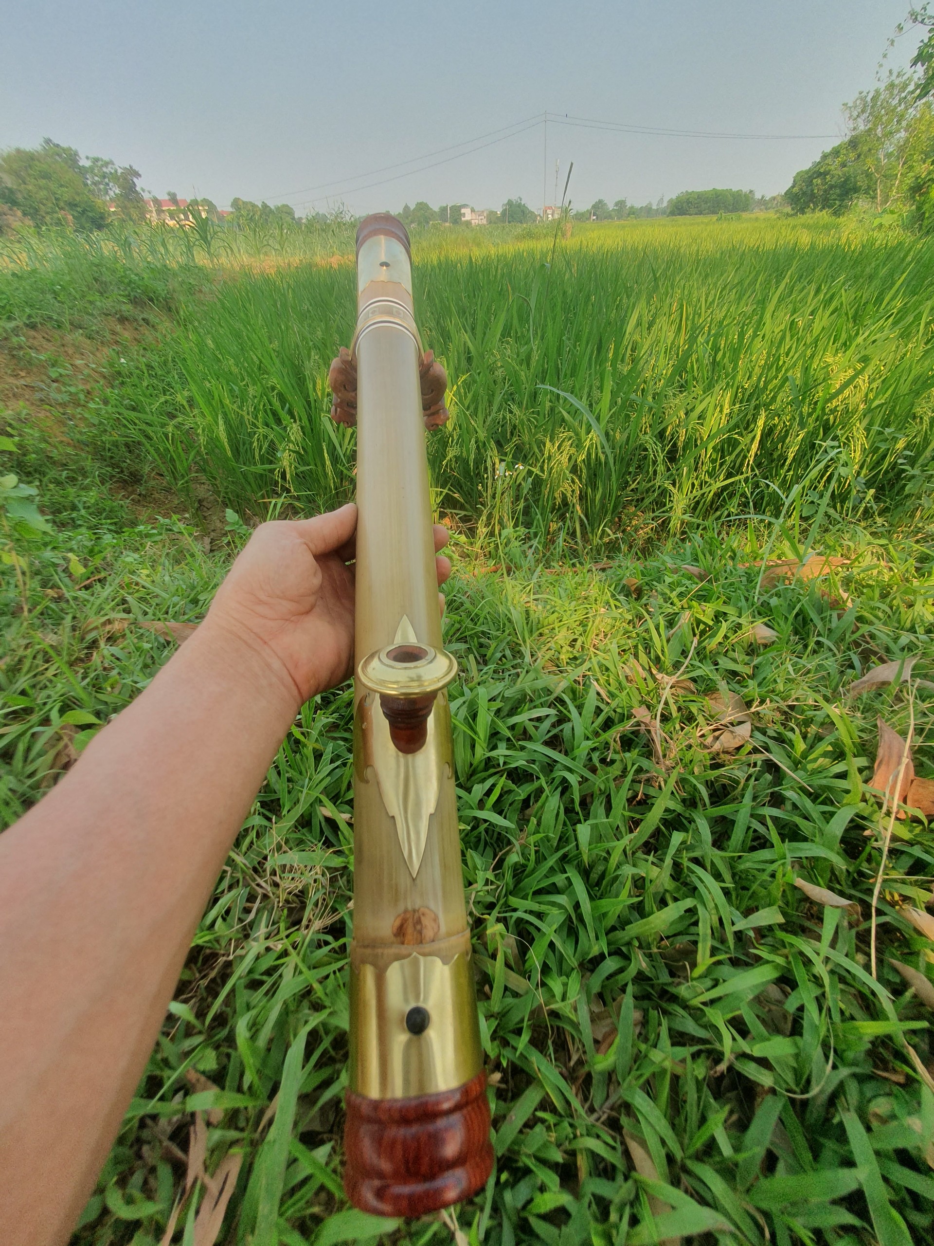 Điếu nữa bọc đồng trơn đính đá