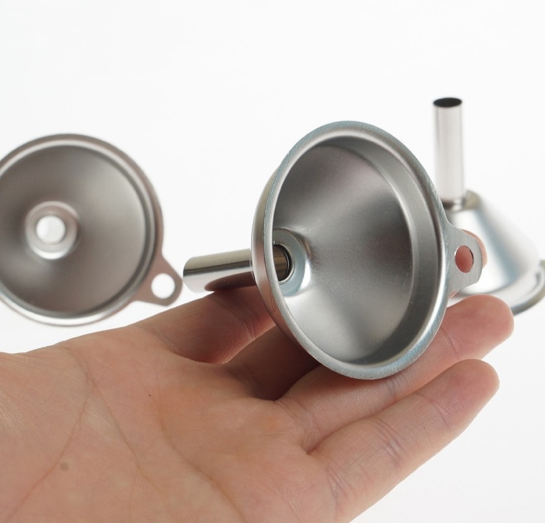 PHỄU QUẶNG INOX SUS 304 CAO CẤP Size 9cm SIÊU ĐẸP. Dụng Cụ Nhà Bếp dùng Pha chế, chế biến. Phù hợp GIA ĐÌNH NHÀ HÀNG