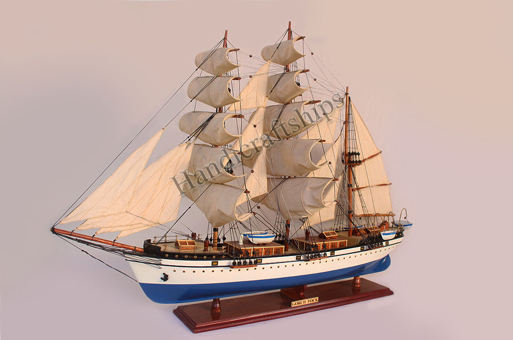 Thuyền buồm trang trí (Gorch Fock - Thân 60cm)