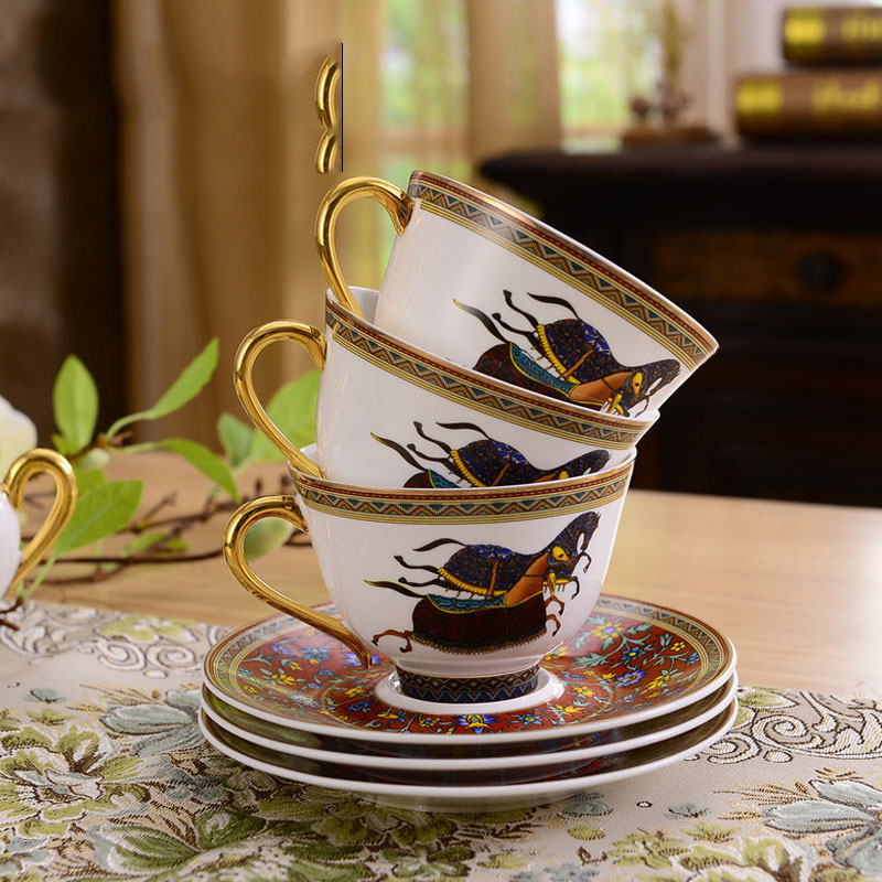 Âm trà ngựa viền vàng sứ xương cao cấp 6 chén