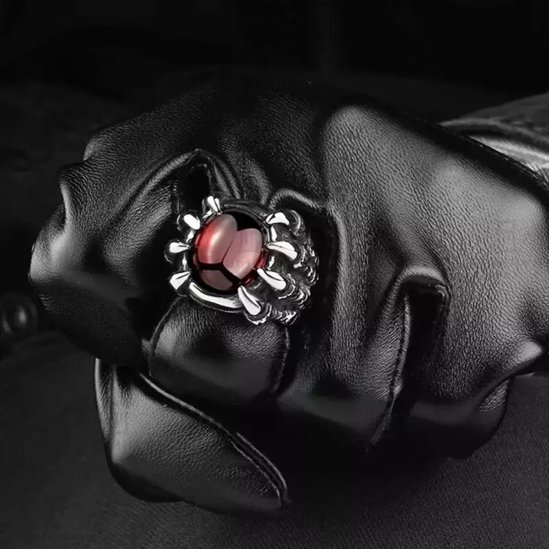 Nhẫn Nam Màu Bạc Đá Đỏ NN18