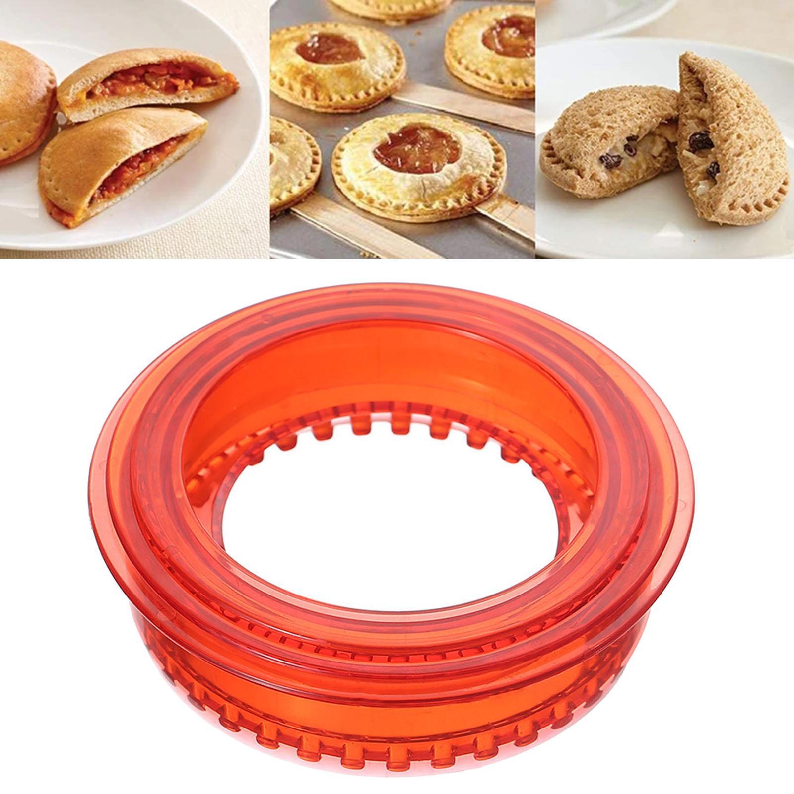 2x DIY Creative Sandwich Cutter and Sealer Cookie Cutters for Boys Lunchbox
