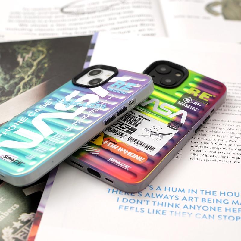 Ốp Lưng NASA Silicon Chống Sốc Cho Iphone 14 Pro Max / 13 Pro Max Phối Màu Gradient Độc Lạ