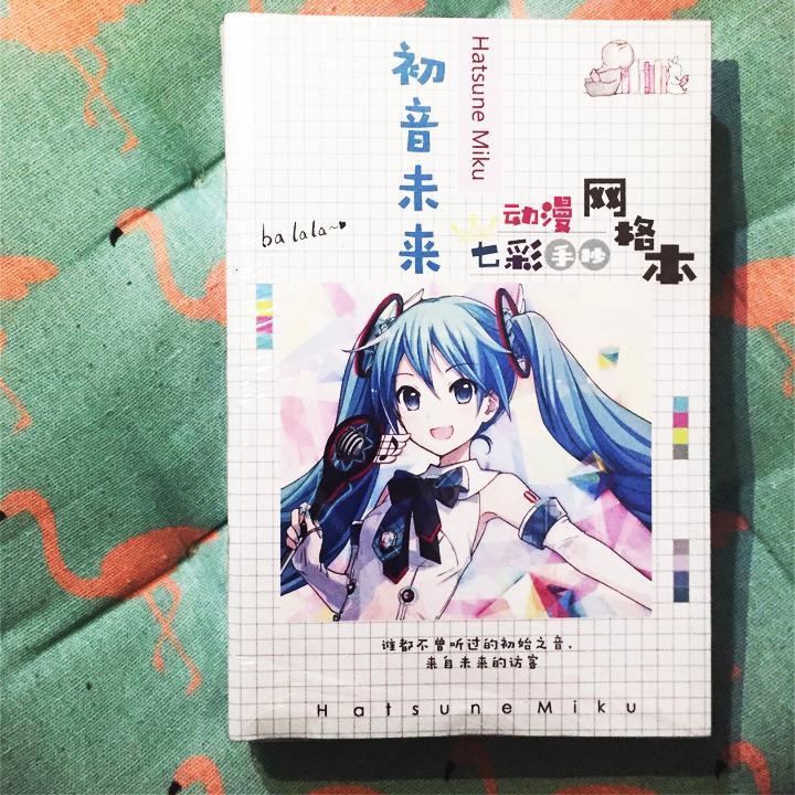 Vở anime Hatsune Miku in hình đẹp tặng kèm ảnh thiết kế Vcone