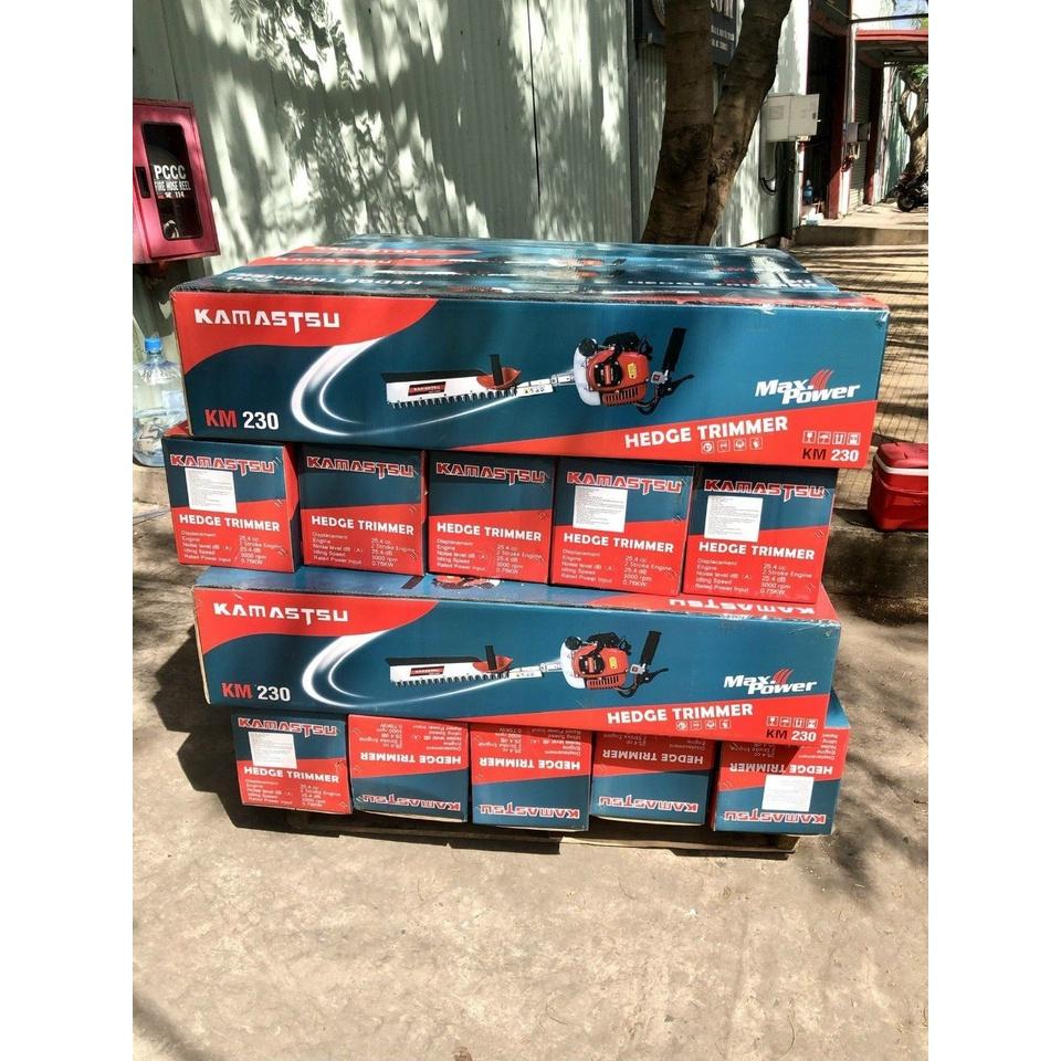 MÁY CẮT TỈA CÀNH HÀNG RÀO ,ĐỐN CHÈ THƯƠNG HIỆU KAMASTSU CÔNG SUẤT MẠNH MẼ, THIẾT KẾ HIỆN ĐẠI, HOẠT ĐỘNG RẤT BỀN BỈ