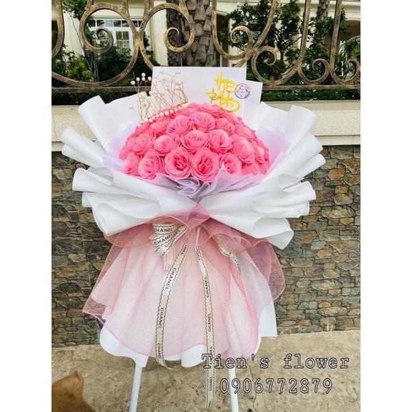 Bó hoa nhũ kim tuyến 50 bông tặng thiệp và vương miện