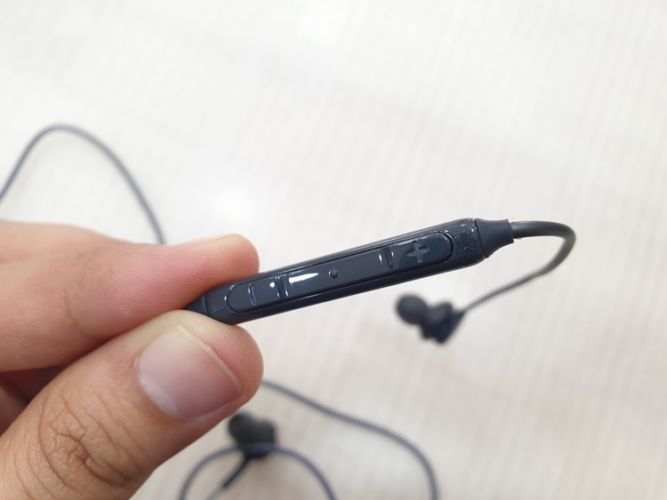 Tai nghe S8,s9 3.5mm dùng cho Samsung galaxy có kèm núm cao su