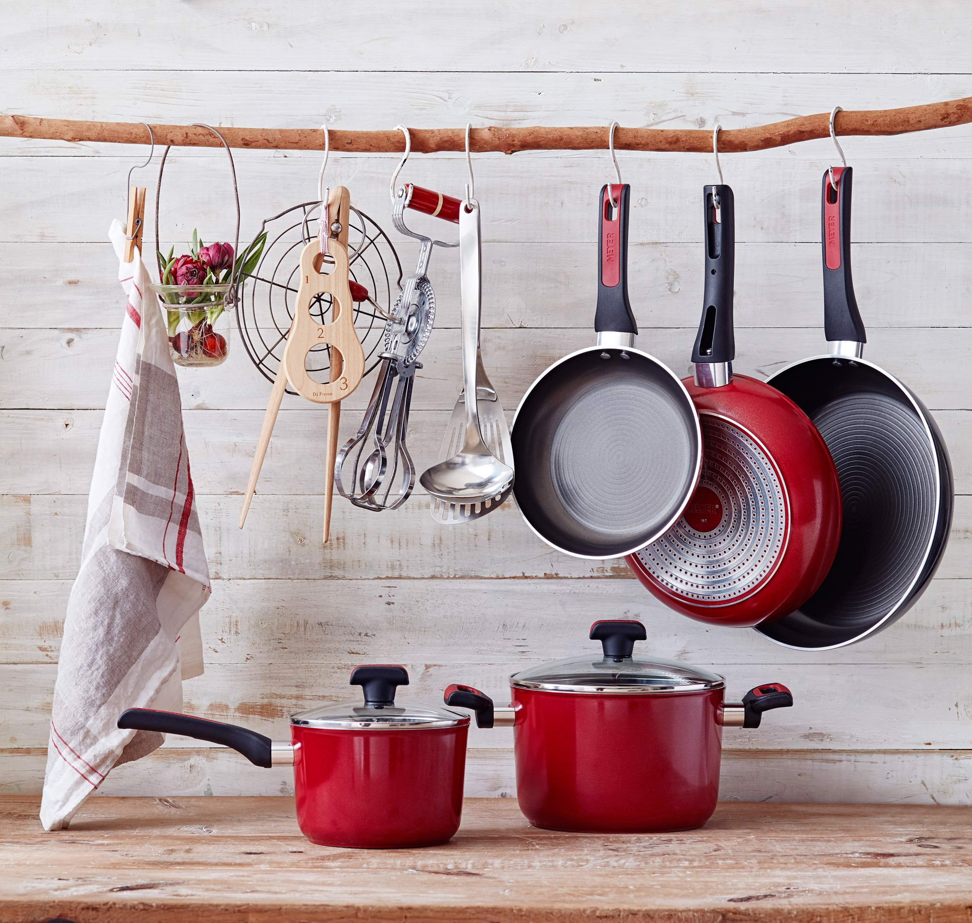 Chảo Chống Dính Forge Red Meyer