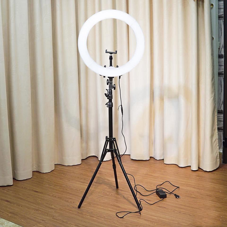 Đèn Led Live Stream ,livestream Hỗ trợ ánh sáng Chụp Ảnh, Make Up Trang Điểm, Chụp ảnh sản phẩm. 3 Chế Độ Sáng