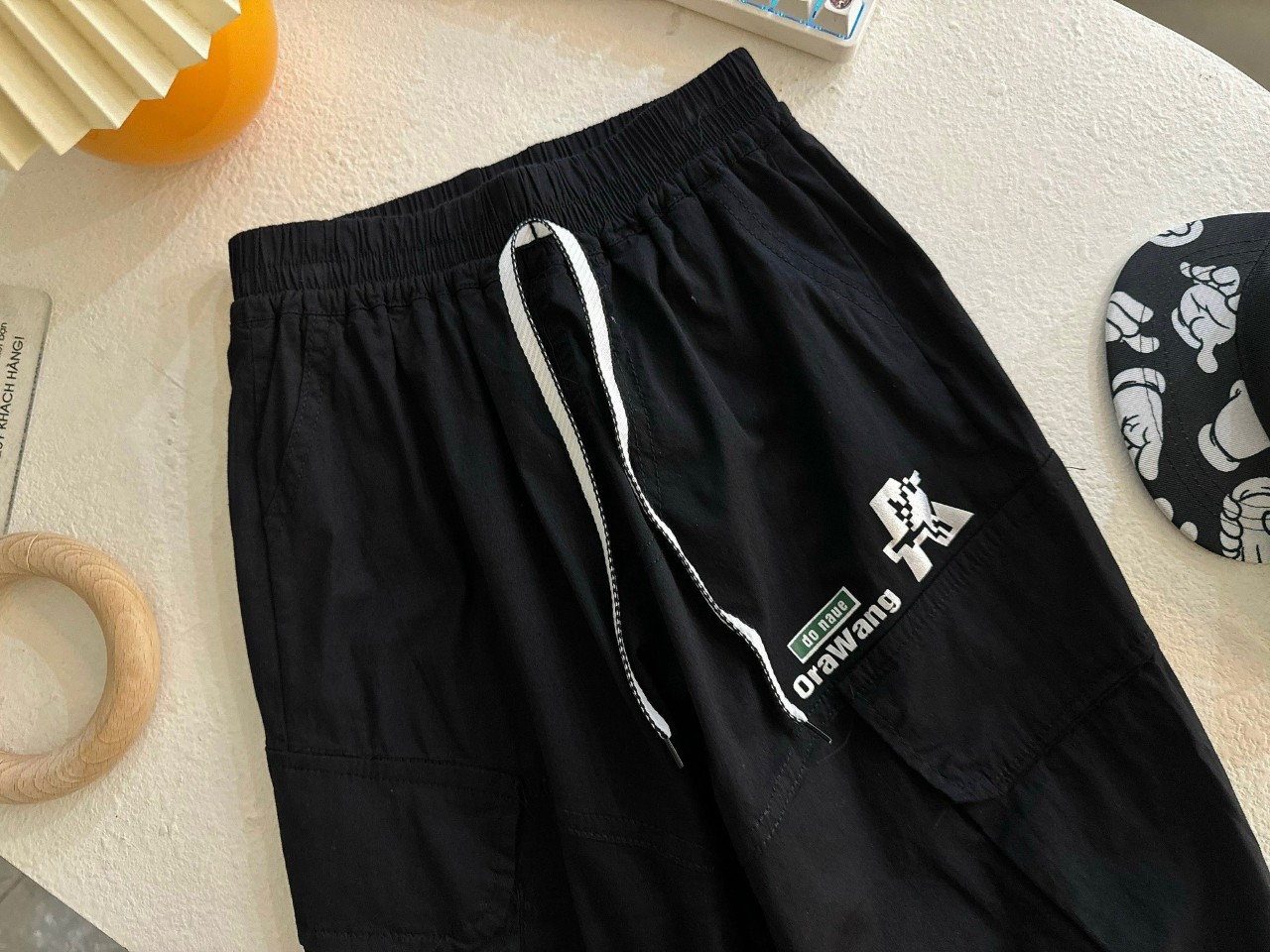 Quần Kaki bé trai dáng lửng size đại 7-14 tuổi túi hộp in chữ A và HG vải mềm kiểu dáng khỏe khắn thời trang