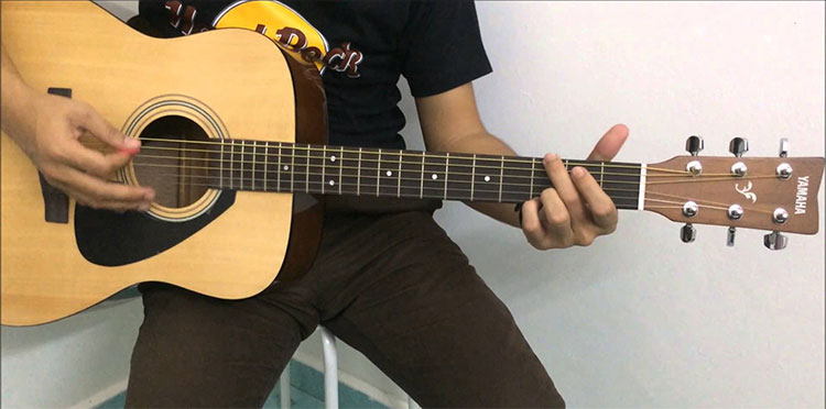 Đàn Guitar Acoustic Yamaha F310 - Hàng Nhập Khẩu