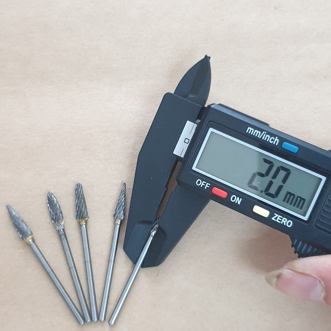Bộ 5 mũi mài doa điêu khắc cán 2mm D24.2 hay mũi mài khắc hợp kim
