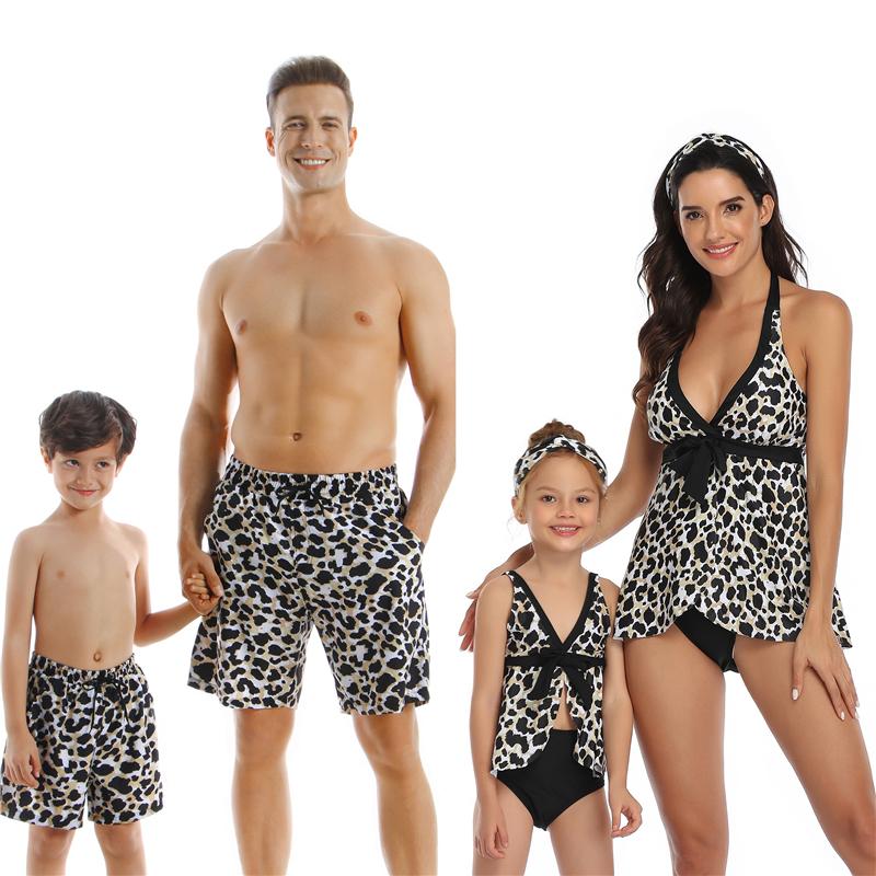 Họ Phù Hợp Với Đầm Bố Sơn Bãi Biển Ban Quần Short 2 Mẹ Con Gái Đồ Bơi Bikini Phụ Nữ Mùa Hè Áo Tắm Nam Đồ Bơi