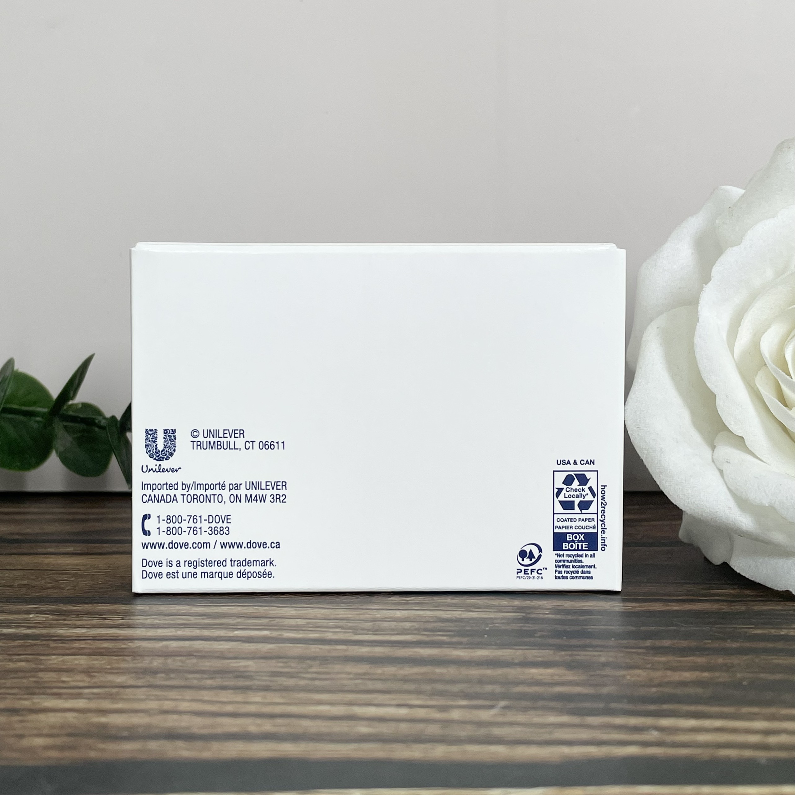 4 Bánh Xà phòng cục Dove Mỹ White Beauty 106g dưỡng trắng da