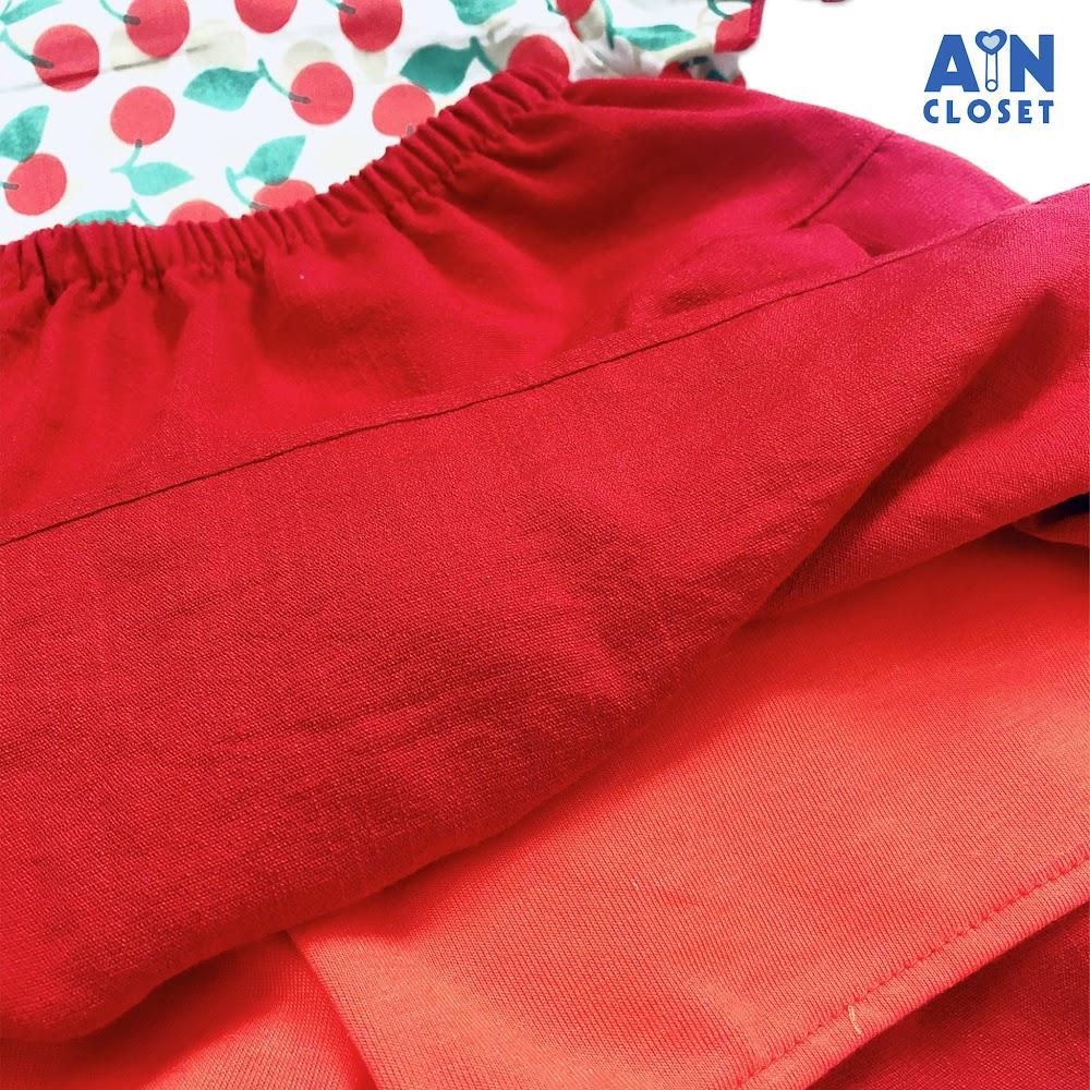 Bộ áo váy ngắn bé gái họa tiết Quả đỏ cotton - AICDBGEXSDUT - AIN Closet