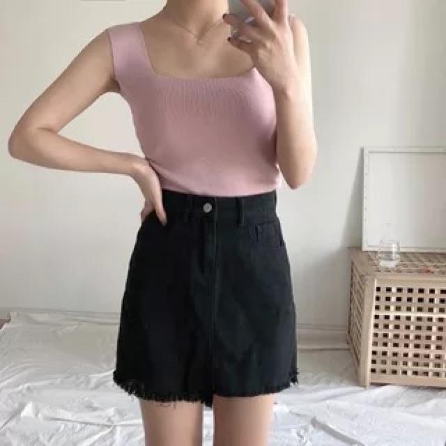 Áo 2 dây bản to cổ vuông