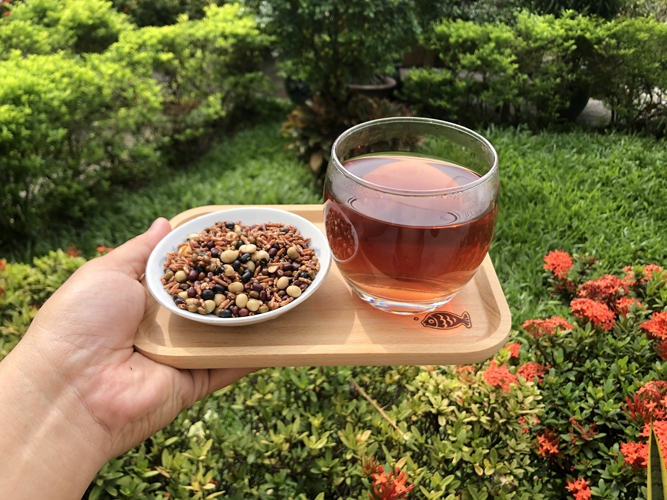 TRÀ NGŨ CỐC GẠO LỨT VÀ 5 LOẠI ĐẬU