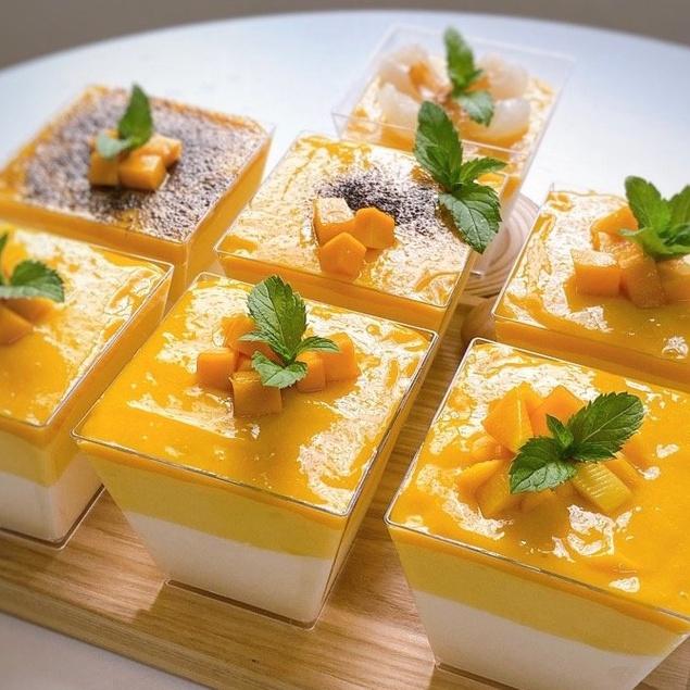 40 Ly Vuông Nắp Cầu LC-7065 Đựng Bánh Lạnh - Tiramisu - Panna Cotta - Bánh Mousse