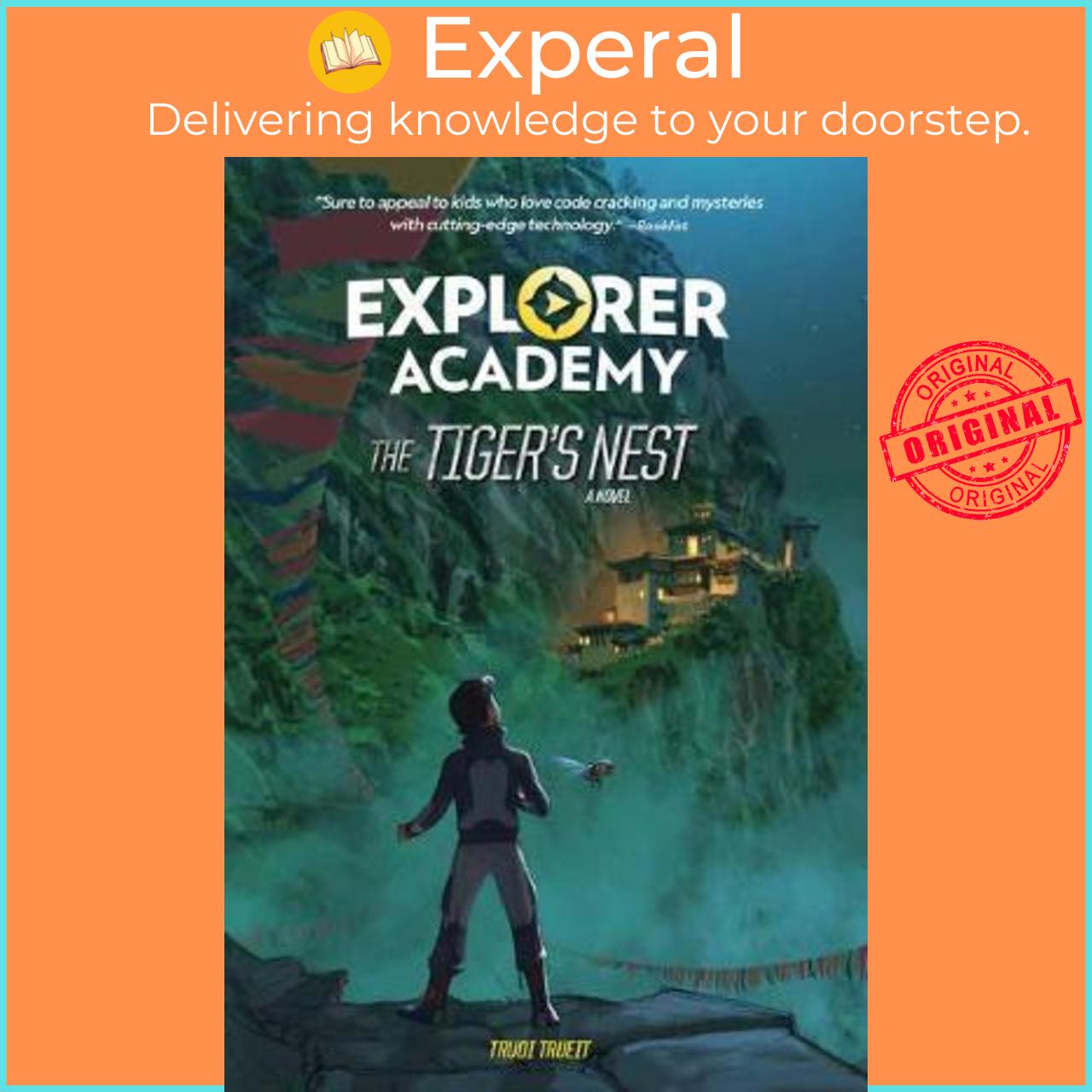 Sách - Explorer Academy: The Tiger's Nest by National Geographic Kids