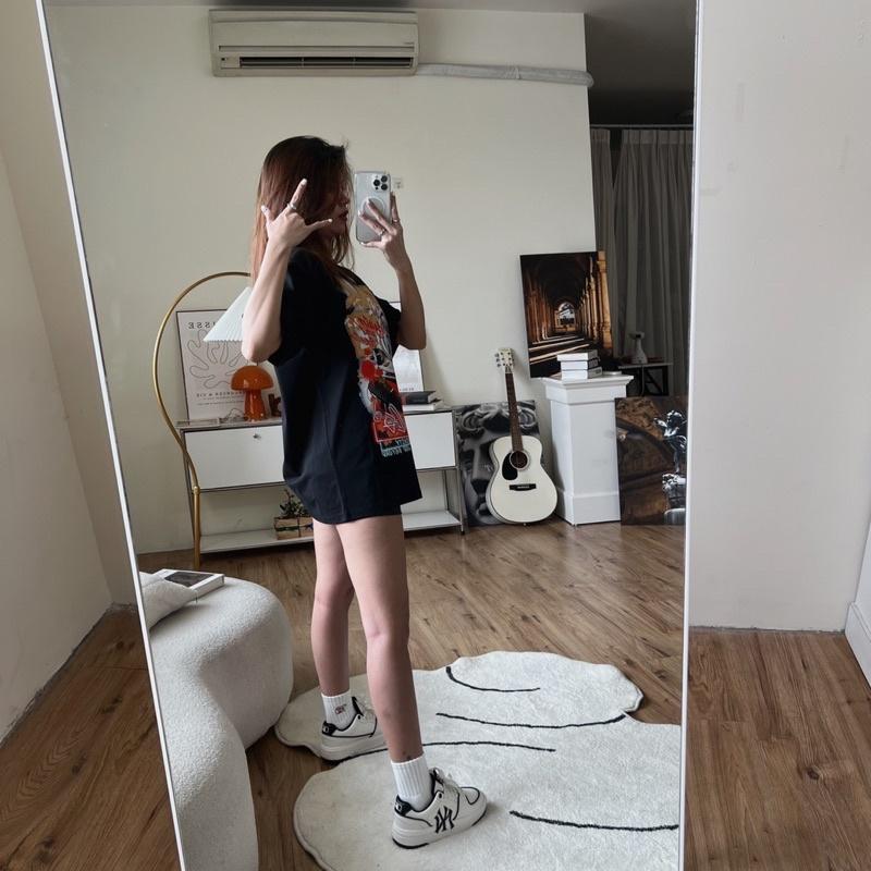 Áo thun ALTHOUGH form unisex, in hình full áo, chất vải 100% Cotton thoáng mát