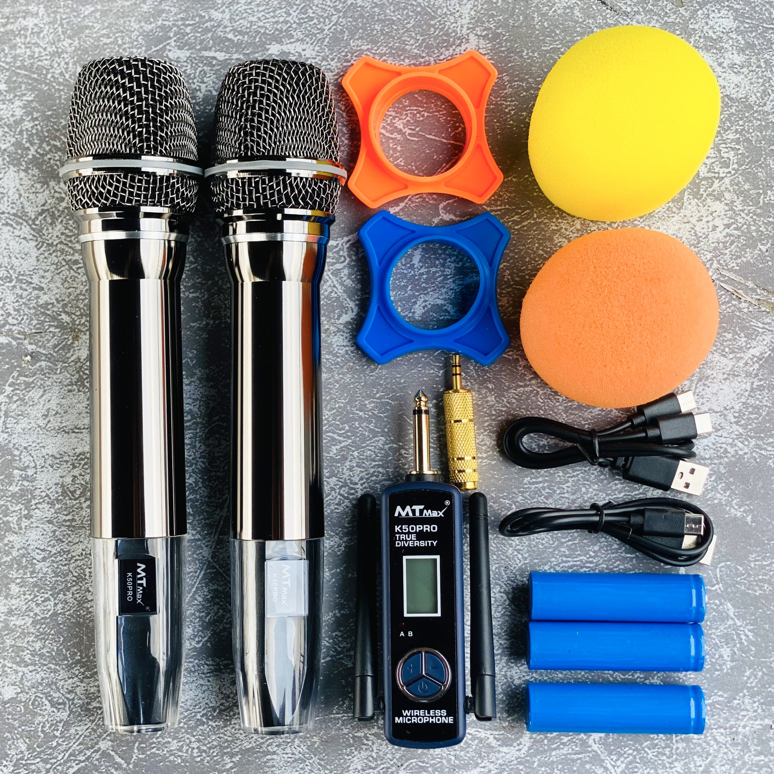Micro Cao Cấp MTMAX K50PRO - Micro Karaoke Không Dây Đa Năng Sử Dụng Cho Tất Loại Loa Kéo, Vang, Amply Thiết Kế Mới Lạ Siêu Đẹp Bắt Sóng Xa Đến 100M . HÀNG CHÍNH HÃNG