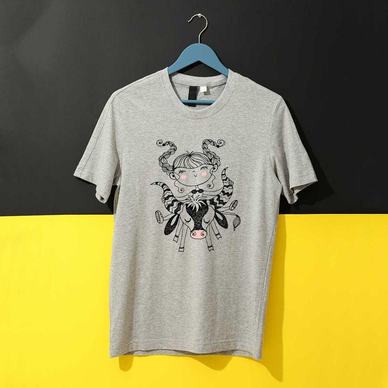 Áo thun cotton unisex họa tiết cô gái cưỡi trâu ngộ nghĩnh size XS-3XL