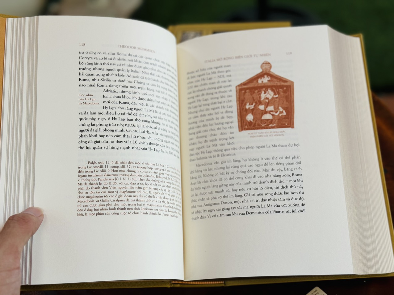 [bìa Heritage Library Buckram] (ấn bản giới hạn) [Tủ sách trăm năm Nobel] LỊCH SỬ LA MÃ - Theodor Mommsen - Tập II (Quyển III) – Đông A