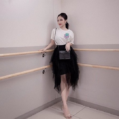 Chân Váy ren nhiều lớp tua nhọn thời trang màu đen sang trọng