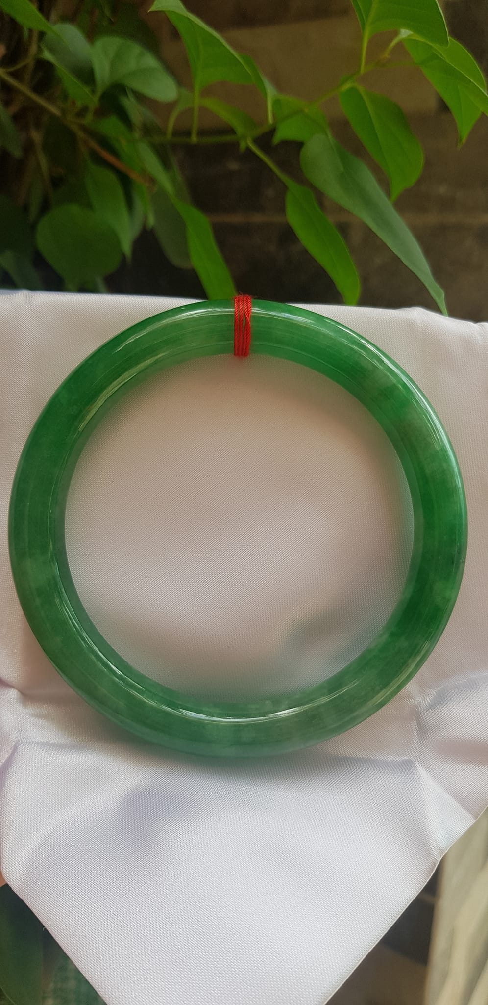 Vòng tay Nam Nữ đá Cẩm Thạch Đậu Lý QC size lớn 64mm x cọng 10mm Vòng màu xanh đậu lý bông bóng đẹp Anh Chị tay to Cân Nặng 73kg- 85kg đeo ạ