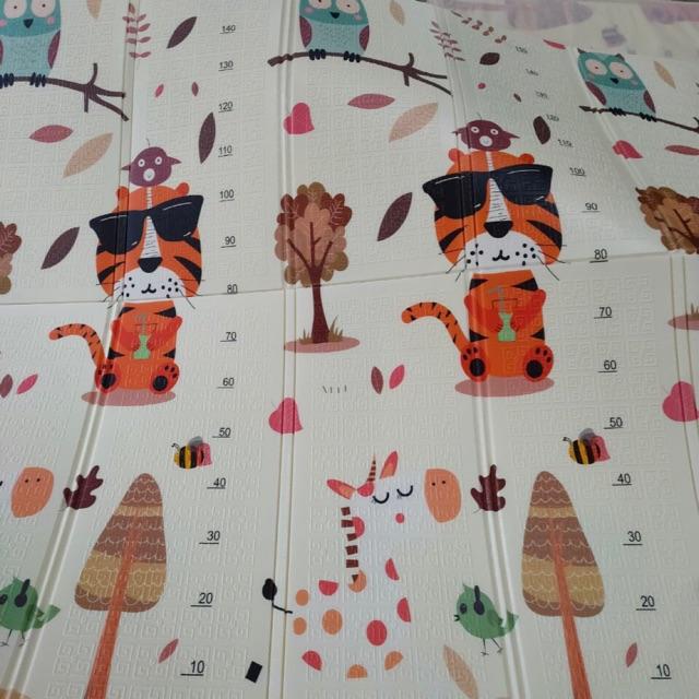 Thảm xốp trải sàn (chọn màu ngẫu nhiên)