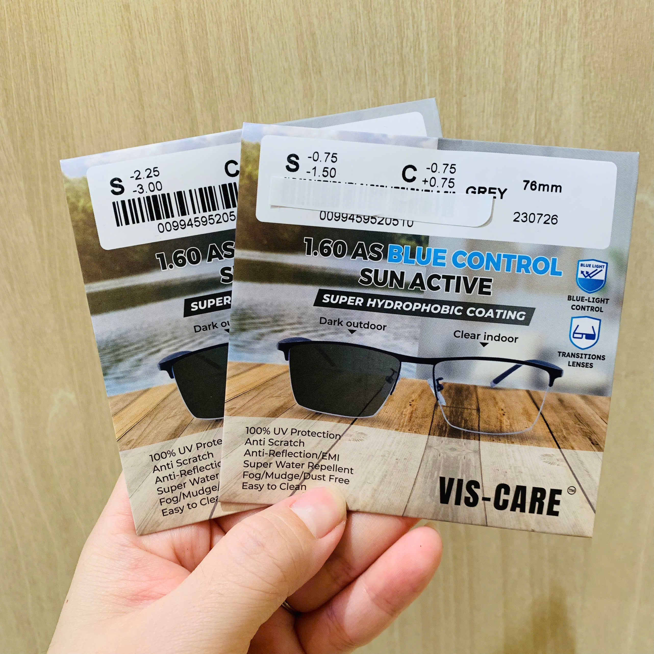 Tròng viscare mỏng 1.60 cận/viễn/loạn đổi màu chống ánh sáng xanh chính hãng mắt kính OURESS